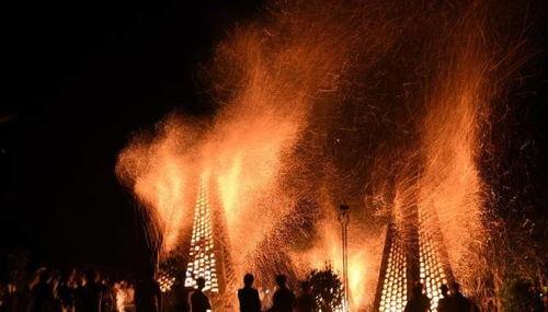 四野如火,烽火岁月的壮丽史诗